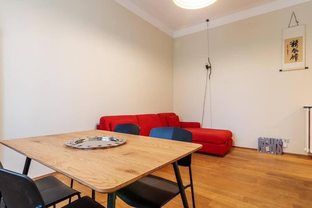 Da Giuliana - Moderno Bilocale Apartment Милано Екстериор снимка